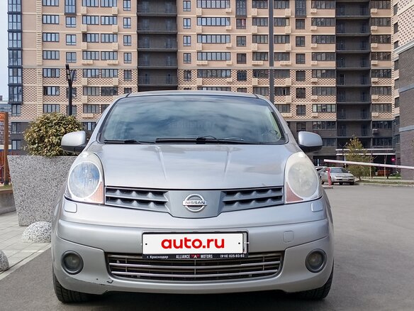 2008 Nissan Note I, серебристый