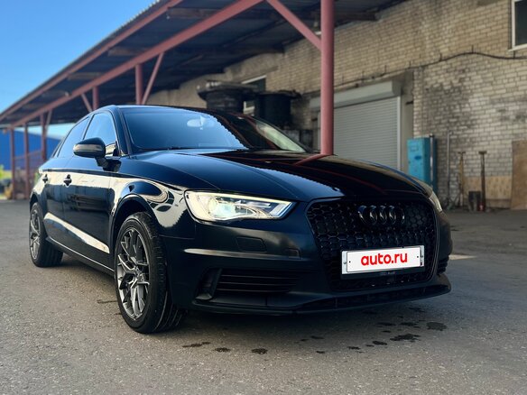 2014 Audi A3 III (8V), чёрный - вид 3