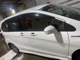 2014 Honda Freed I Рестайлинг 2, белый, 1300000 рублей, вид 2