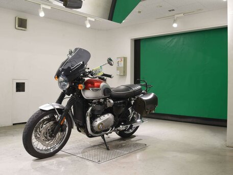 2016 Triumph Bonneville T120, серебристый, 899000 рублей, вид 4