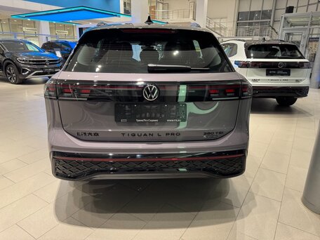 2025 Volkswagen Tiguan L Pro III (China Market), серый, 5050000 рублей, вид 4