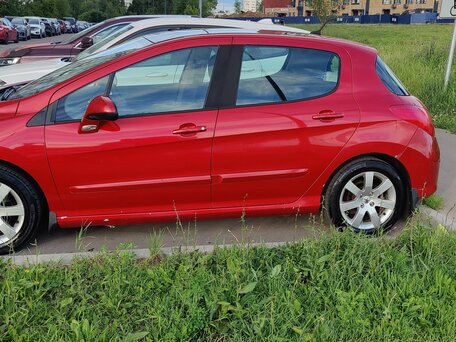 2008 Peugeot 308 I, красный, 450000 рублей, вид 2
