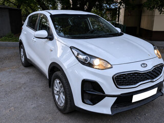 2019 Kia Sportage IV Рестайлинг, белый, 1800000 рублей, вид 3