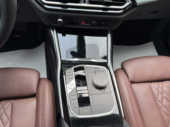 2023 BMW 3 серии Long 320Li VII (G2x) Рестайлинг, чёрный, 2820000 рублей - вид 15
