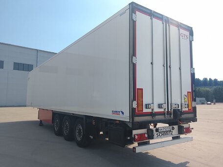 2021 Schmitz Cargobull SKO, белый, 7690000 рублей, вид 4