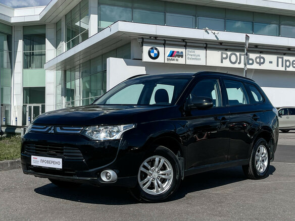 2013 Mitsubishi Outlander III, чёрный