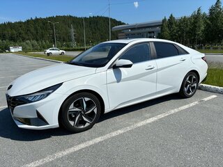 2020 Hyundai Elantra VII (CN7), белый, 1940000 рублей, вид 4