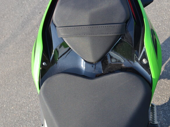 2024 Kawasaki Ninja 400, зелёный, 700000 рублей - вид 15