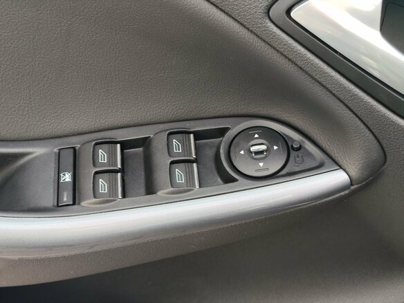 2013 Ford Focus III, чёрный, 769000 рублей - вид 16