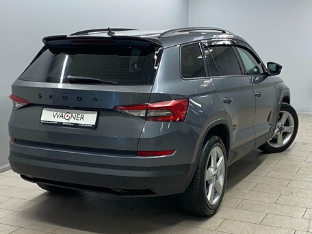 2020 Skoda Kodiaq I, серый, 2050000 рублей, вид 4
