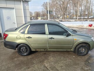 2013 Lada (ВАЗ) Granta I, зелёный, 300000 рублей, вид 3