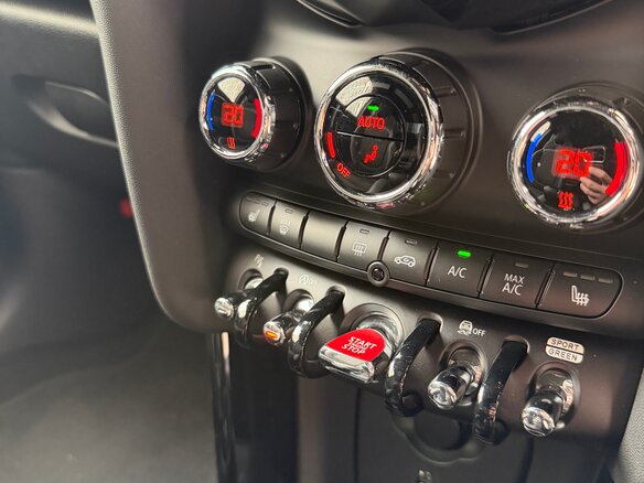 2021 Mini Hatch JCW III (F55/F56) Рестайлинг 2, синий - вид 12