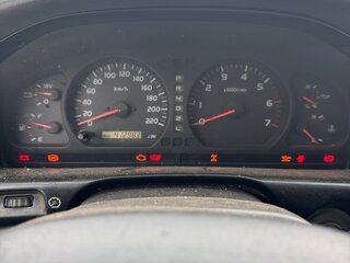 1998 Toyota Land Cruiser Cygnus 100 Series, чёрный, 1100000 рублей, вид 3