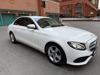 2017 Mercedes-Benz E-Класс 200 V (W213, S213, C238), белый, 3000000 рублей, вид 3