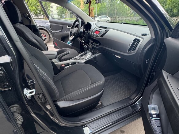 2015 Kia Sportage III Рестайлинг, чёрный, 1390000 рублей - вид 12