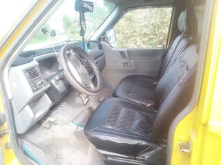 2001 Volkswagen Transporter T4, жёлтый, 900000 рублей, вид 1