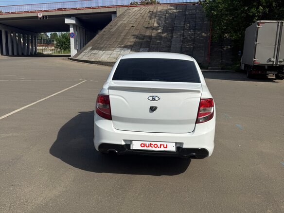 2014 Lada (ВАЗ) Granta I, белый, 520000 рублей - вид 5