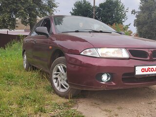 1995 Mitsubishi Carisma I, пурпурный, 255000 рублей, вид 2