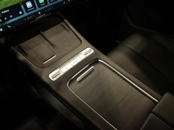2026 Omoda C7, белый - вид 12