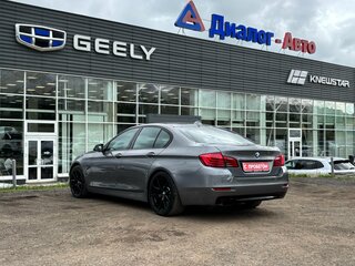 2013 BMW 5 серии 528i xDrive VI (F10/F11/F07), серый, 1350000 рублей, вид 3