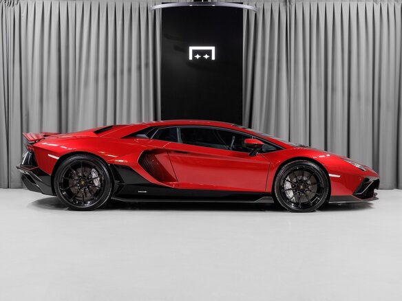 2022 Lamborghini Aventador LP780-4 Ultimae I Рестайлинг, красный, 69000000 рублей - вид 15