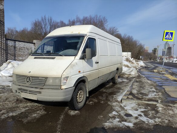 1997 Mercedes-Benz Sprinter, белый, 750000 рублей - вид 3