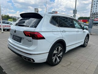 2023 Volkswagen Tiguan L II Рестайлинг (China Market), белый, 3730000 рублей, вид 5