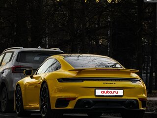 2020 Porsche 911 Turbo S VIII (992), жёлтый, 17500000 рублей, вид 3