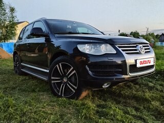 2008 Volkswagen Touareg I Рестайлинг, чёрный, 930000 рублей, вид 2