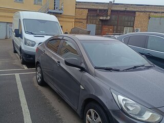 2014 Hyundai Solaris I, серый, 750000 рублей, вид 4