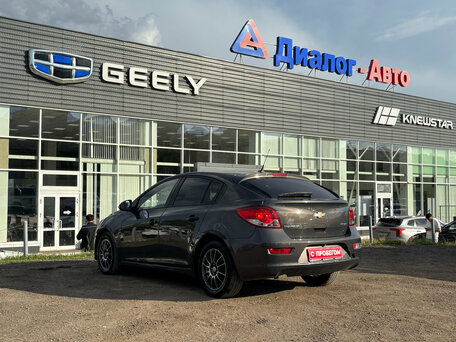 2014 Chevrolet Cruze I Рестайлинг, серый, 400000 рублей, вид 3