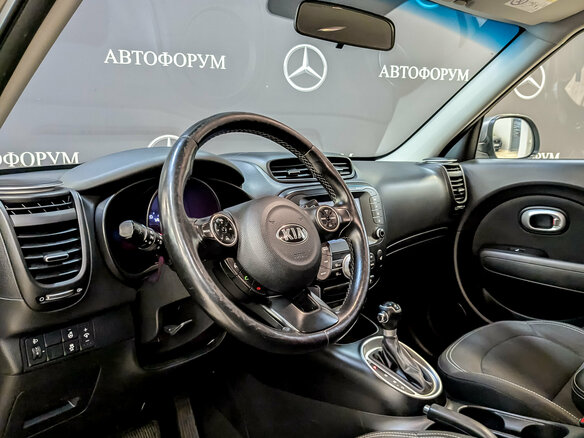 2018 Kia Soul II Рестайлинг, серебристый, 1595000 рублей - вид 15