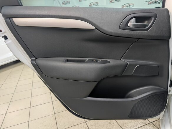 2012 Citroen C4 II, белый, 549000 рублей - вид 22