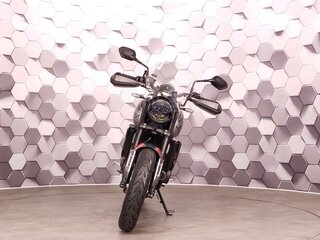 2021 Triumph Trident 660, серый, 727000 рублей, вид 5
