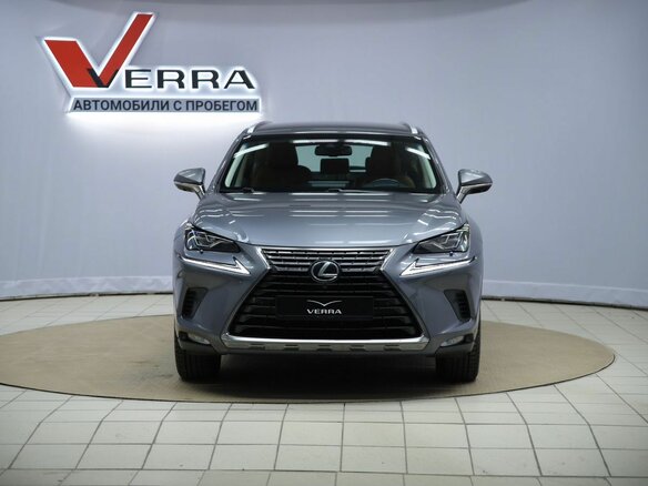 2017 Lexus NX 300 I Рестайлинг, серый, 2990000 рублей - вид 1