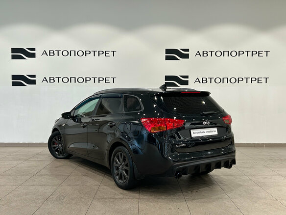 2017 Kia Ceed II Рестайлинг, чёрный - вид 2