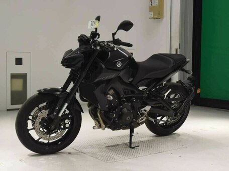 2017 Yamaha MT-09 (FZ-09), чёрный, 1100000 рублей, вид 4