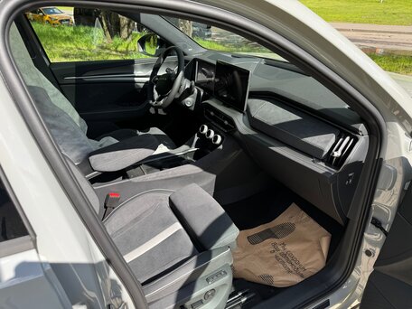 2026 Skoda Kodiaq II, серый, 6347000 рублей, вид 2