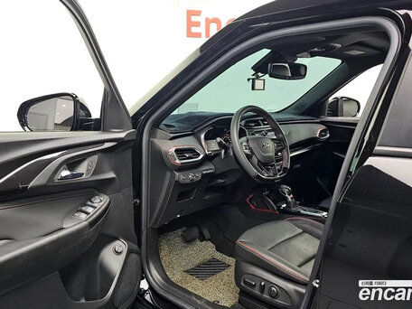 2022 Chevrolet TrailBlazer III, чёрный, 2460000 рублей, вид 5