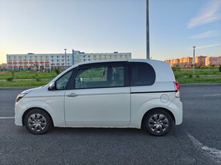 2016 Toyota Spade, белый, 1100000 рублей, вид 5