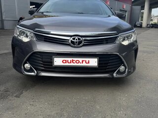 2015 Toyota Camry VII (XV50) Рестайлинг, серый, 1850000 рублей, вид 1