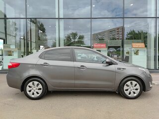 2014 Kia Rio 6-speed III, серый, 754000 рублей, вид 4