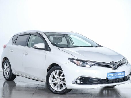 Toyota Auris II Рестайлинг