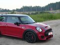 2019 Mini Hatch JCW III (F55/F56) Рестайлинг, красный - вид 5