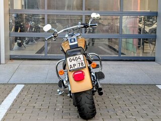 2016 Harley-Davidson Fat Boy, жёлтый, 1690000 рублей, вид 4