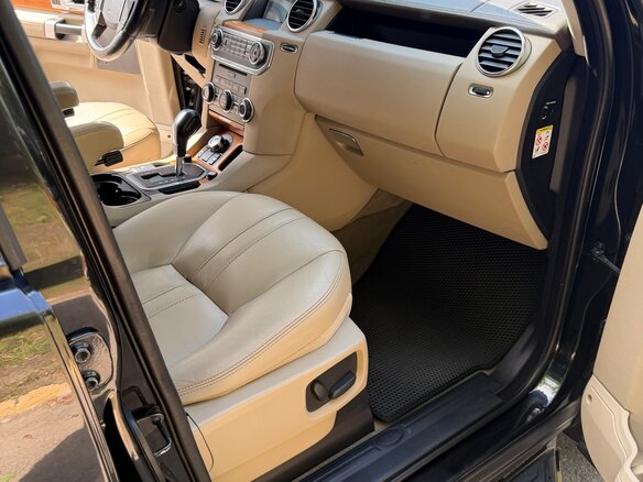2010 Land Rover Discovery IV, чёрный - вид 14