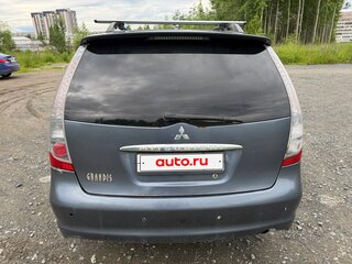 2005 Mitsubishi Grandis I, серебристый, 450000 рублей, вид 3