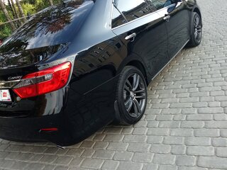 2013 Toyota Camry VII (XV50), чёрный, 1750000 рублей, вид 5