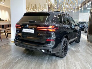 2026 BMW X5 40i IV (G05/G18) Рестайлинг, чёрный, 16850000 рублей, вид 5