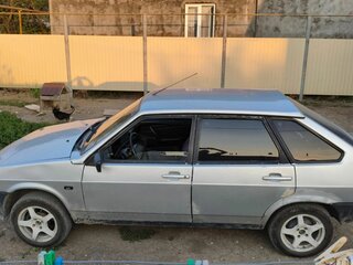 2004 Lada (ВАЗ) 2109 21093i, серебристый, 90000 рублей, вид 4